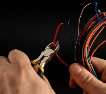 نحوه عیب یابی کابل برق چگونه است؟